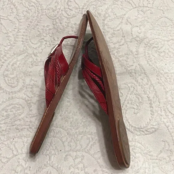 Brighton Sandals Flip Flops Size 7.5M Red Patent Leather with Rhinestone Design - Picture 5 of 7
